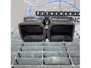 bontott HYUNDAI TUCSON Középső Szellőző