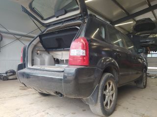 bontott HYUNDAI TUCSON Központizár Motor Tankajtó