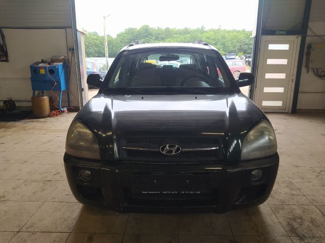 bontott HYUNDAI TUCSON Központizár Motor Tankajtó