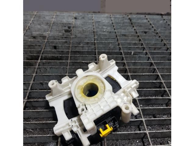 bontott HYUNDAI TUCSON Légzsák Átvezető Szalagkábel