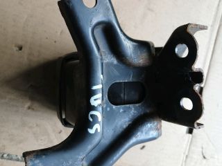 bontott HYUNDAI TUCSON Motor Tartó Bak (Pozíciófüggetlen)