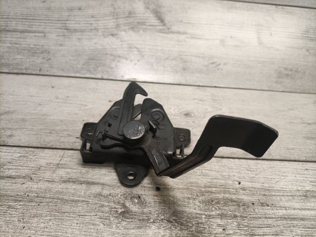 bontott HYUNDAI TUCSON Motorháztető Zárszerkezet