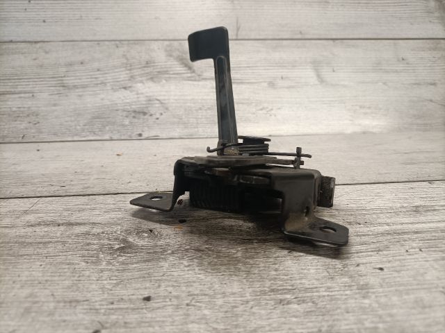 bontott HYUNDAI TUCSON Motorháztető Zárszerkezet