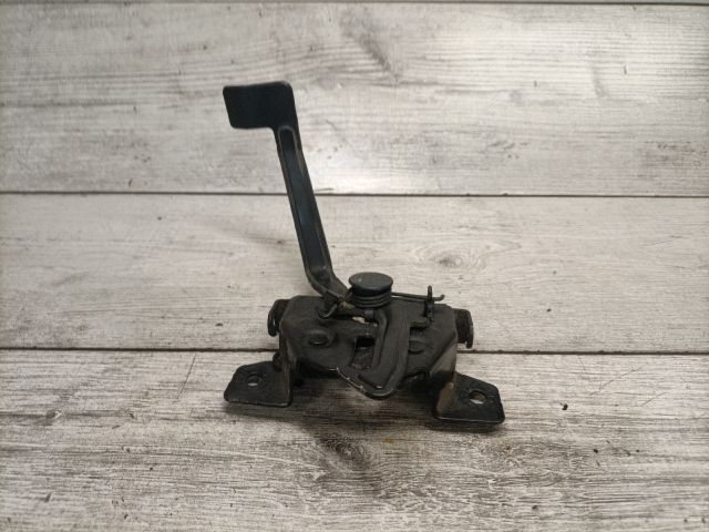 bontott HYUNDAI TUCSON Motorháztető Zárszerkezet