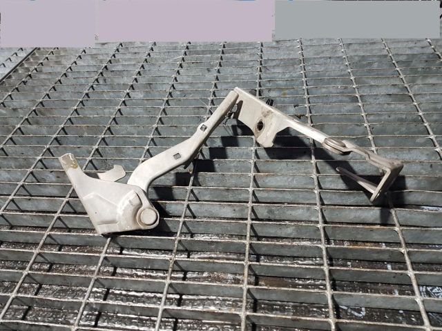 bontott HYUNDAI TUCSON Motorháztető Zsanér Pár