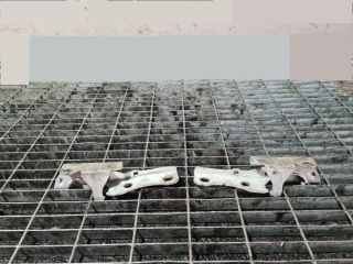 bontott HYUNDAI TUCSON Motorháztető Zsanér Pár