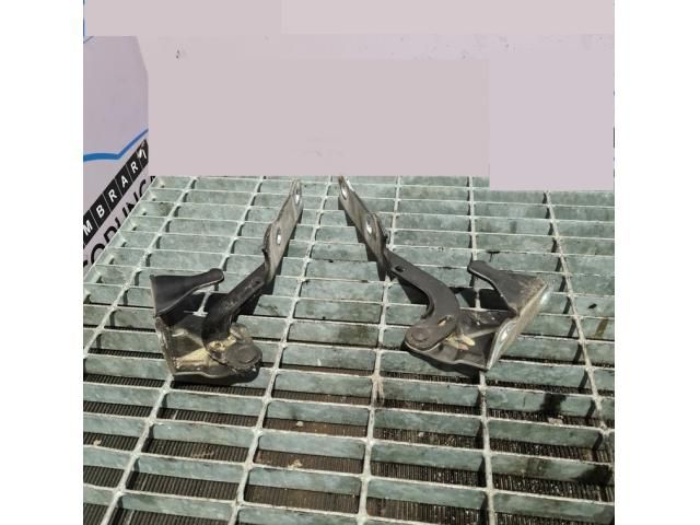 bontott HYUNDAI TUCSON Motorháztető Zsanér Pár