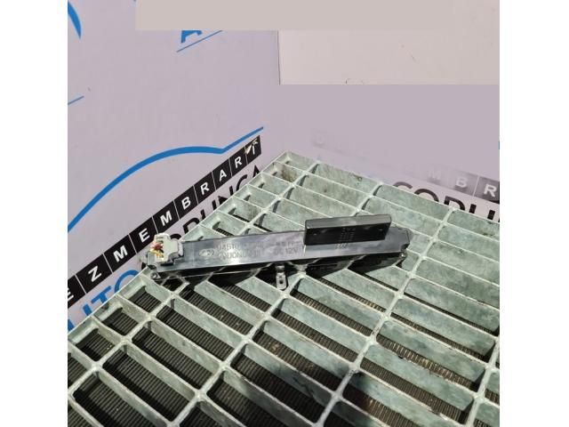 bontott HYUNDAI TUCSON Multifunkciós Kijelző