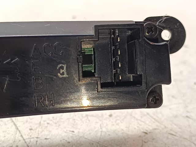 bontott HYUNDAI TUCSON Óra (Időmérő)