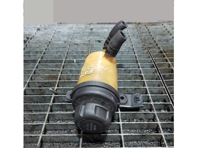 bontott HYUNDAI TUCSON Szervóolaj Tartály