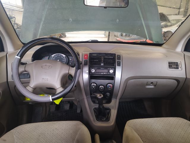 bontott HYUNDAI TUCSON Tankajtó Nyitó Bowden