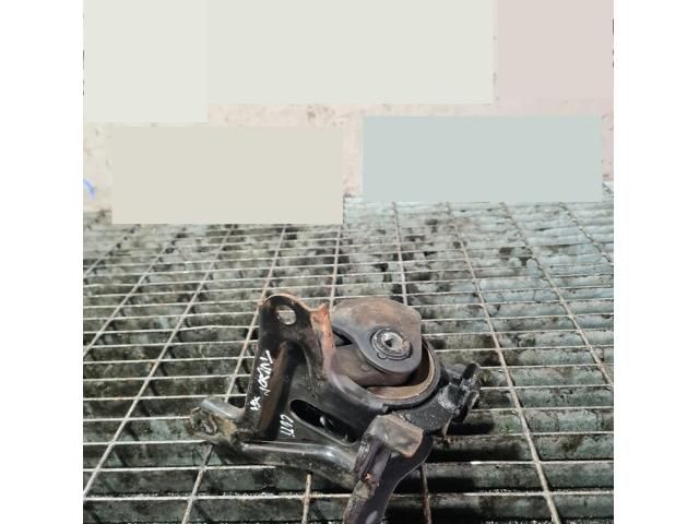 bontott HYUNDAI TUCSON Tartó Bak