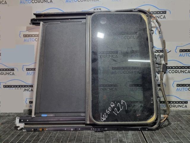 bontott HYUNDAI TUCSON Tetőablak