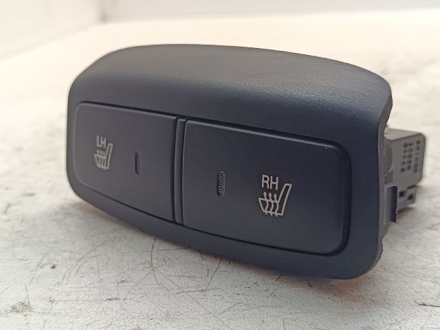 bontott HYUNDAI TUCSON Ülésfűtés Kapcsoló Pár