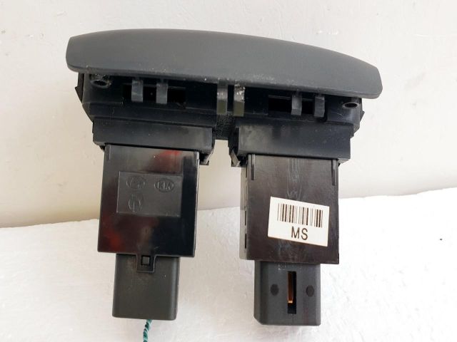 bontott HYUNDAI TUCSON Ülésfűtés Kapcsoló Pár