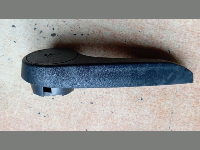 bontott HYUNDAI TUCSON Ülésmagasság Állító Kar Burkolat