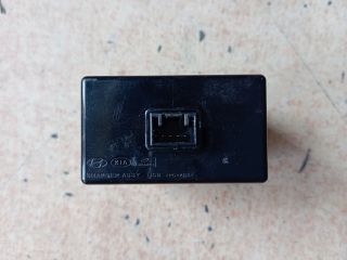 bontott HYUNDAI TUCSON USB Aljzat