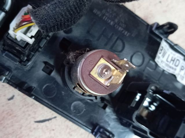 bontott HYUNDAI TUCSON USB Aljzat