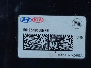 bontott HYUNDAI TUCSON USB Aljzat