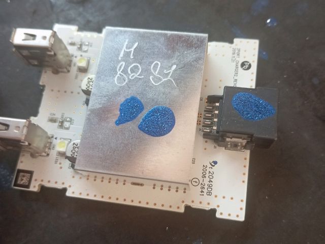 bontott HYUNDAI TUCSON USB Aljzat