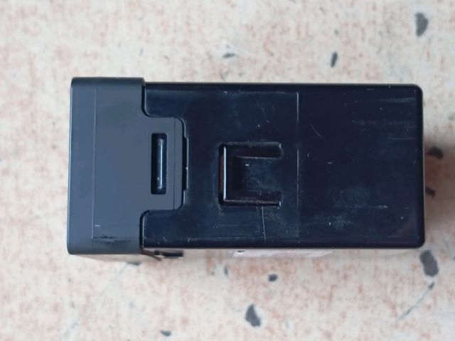 bontott HYUNDAI TUCSON USB Aljzat