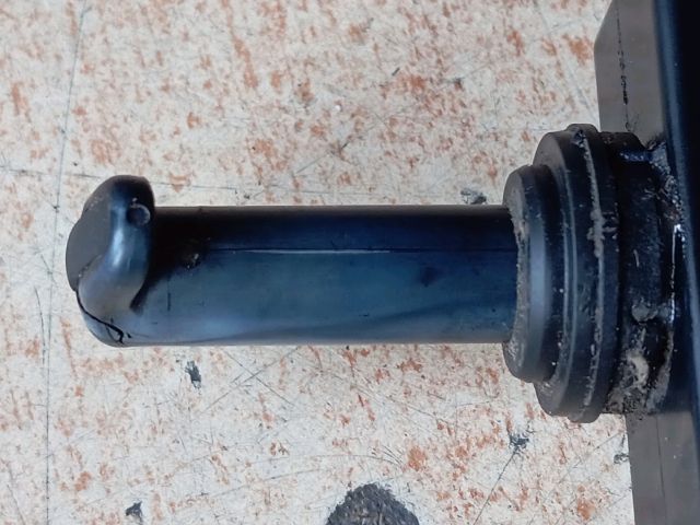 bontott HYUNDAI TUCSON Üzemanyag Betöltő Nyílás Kapcsoló