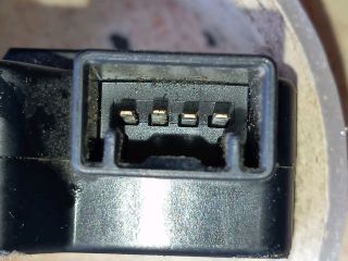 bontott HYUNDAI TUCSON Üzemanyag Betöltő Nyílás Kapcsoló