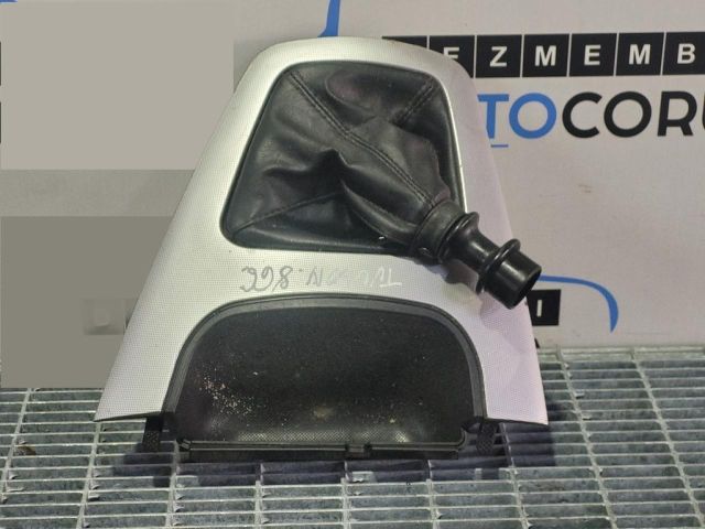 bontott HYUNDAI TUCSON Váltószoknya