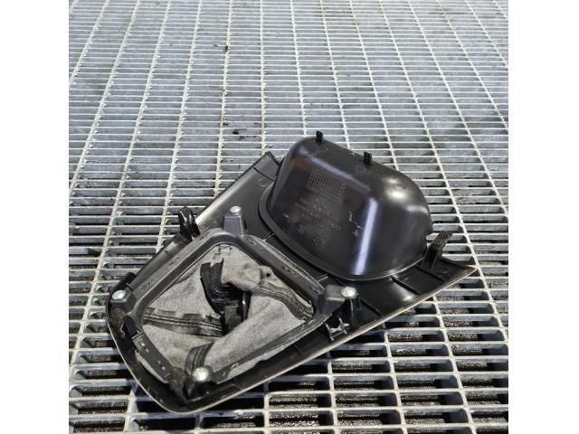 bontott HYUNDAI TUCSON Váltószoknya