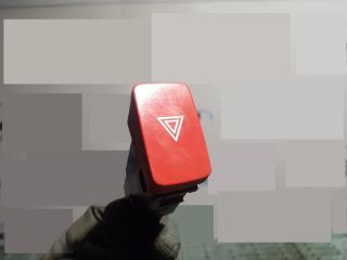 bontott HYUNDAI TUCSON Vészvillogó Kapcsoló