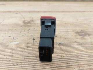 bontott HYUNDAI TUCSON Vészvillogó Kapcsoló