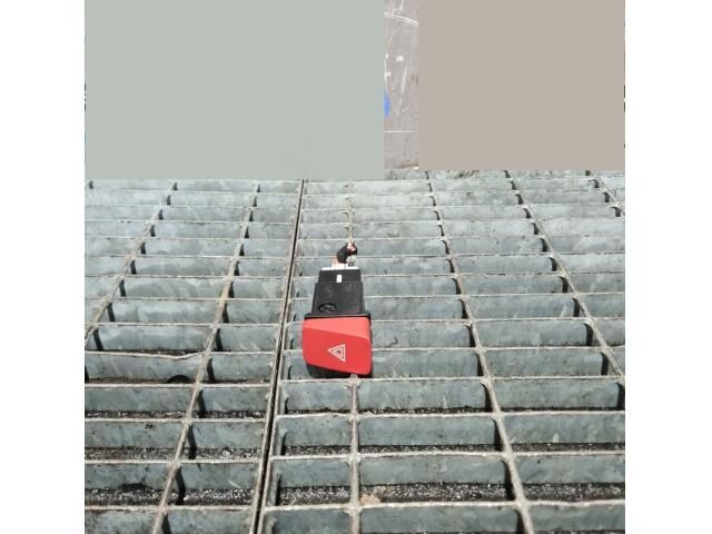 bontott HYUNDAI TUCSON Vészvillogó Kapcsoló