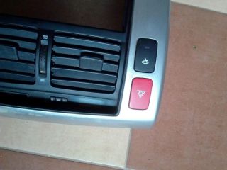 bontott HYUNDAI TUCSON Vészvillogó Kapcsoló