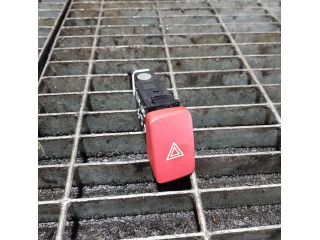 bontott HYUNDAI TUCSON Vészvillogó Kapcsoló