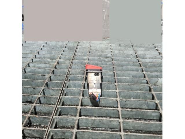 bontott HYUNDAI TUCSON Vészvillogó Kapcsoló