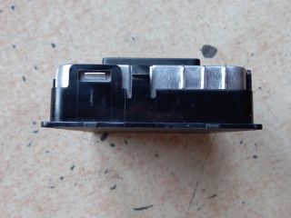 bontott HYUNDAI TUCSON Vezeték Nélküli Telefontöltő