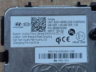 bontott HYUNDAI TUCSON Vezeték Nélküli Telefontöltő