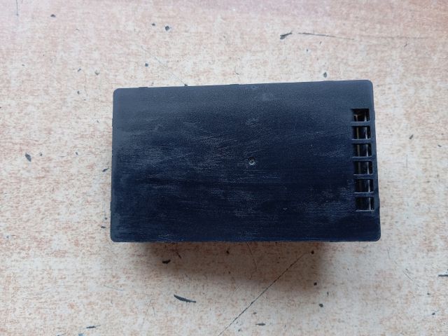 bontott HYUNDAI TUCSON Vezeték Nélküli Telefontöltő