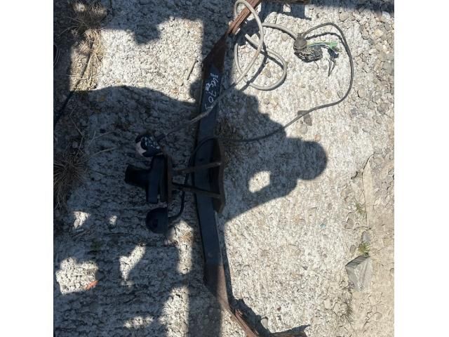 bontott HYUNDAI TUCSON Vonóhorog