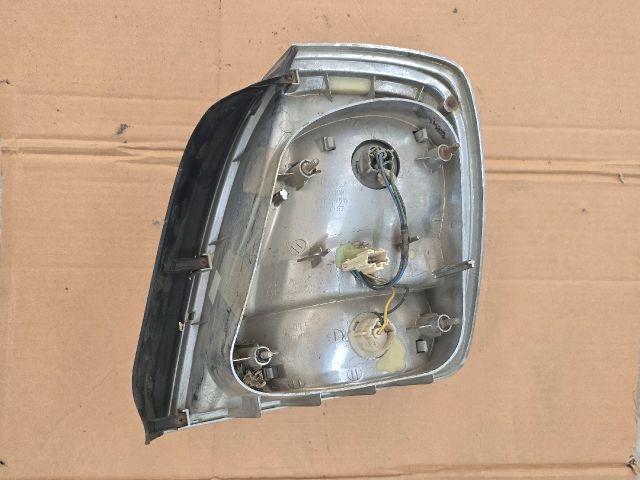 bontott HYUNDAI XG Bal Hátsó Lámpa