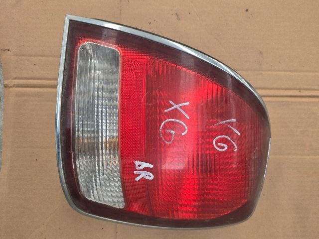 bontott HYUNDAI XG Jobb Hátsó Lámpa