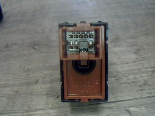 bontott INFINITI G Jobb első Ülésfűtés Kapcsoló