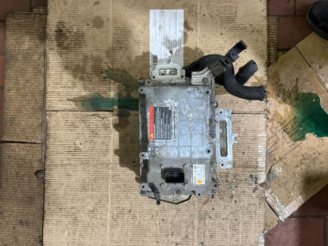 bontott INFINITI Q50 Hybrid Inverter