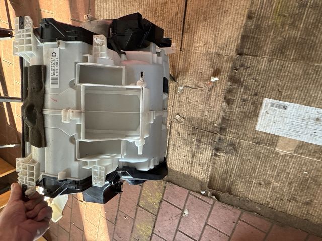 bontott INFINITI Q50 Fűtés Box