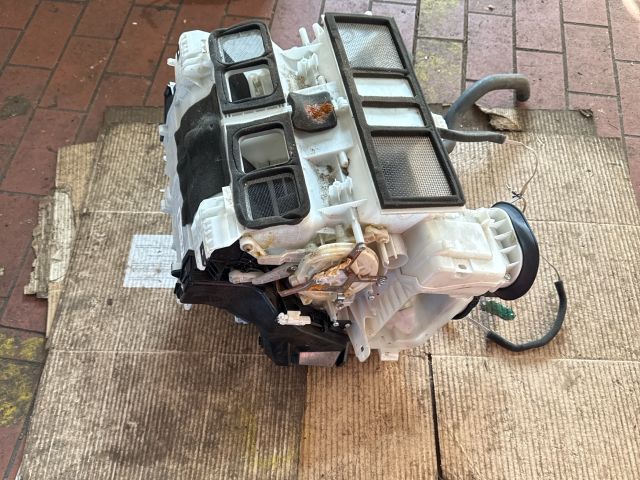 bontott INFINITI Q50 Fűtés Box