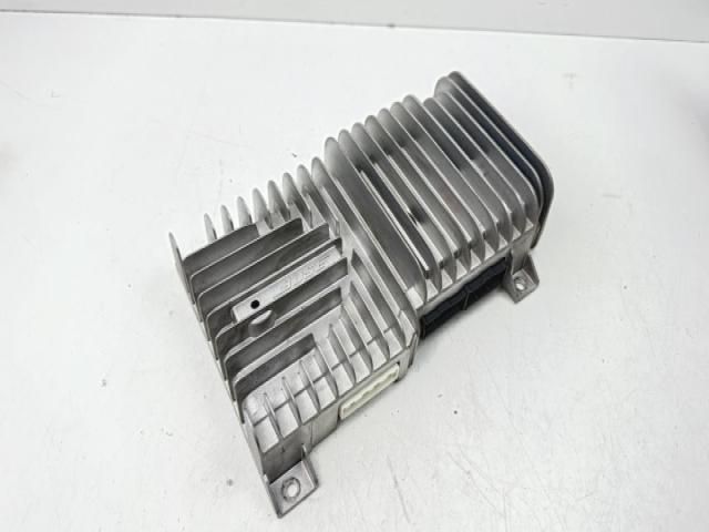 bontott INFINITI Q70 Végfok