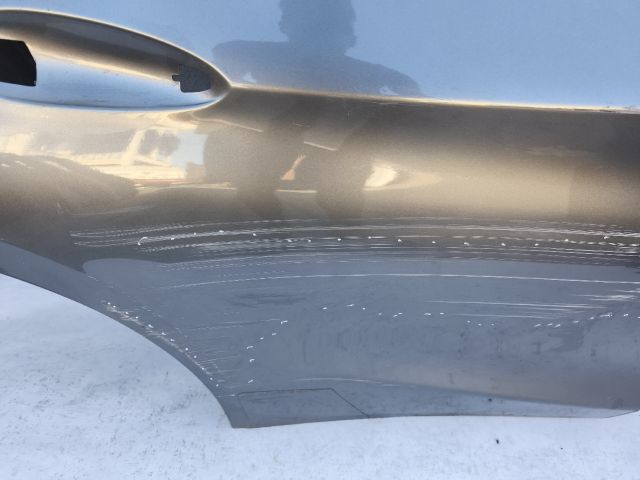 bontott INFINITI QX30 Jobb hátsó Ajtó (Üres lemez)