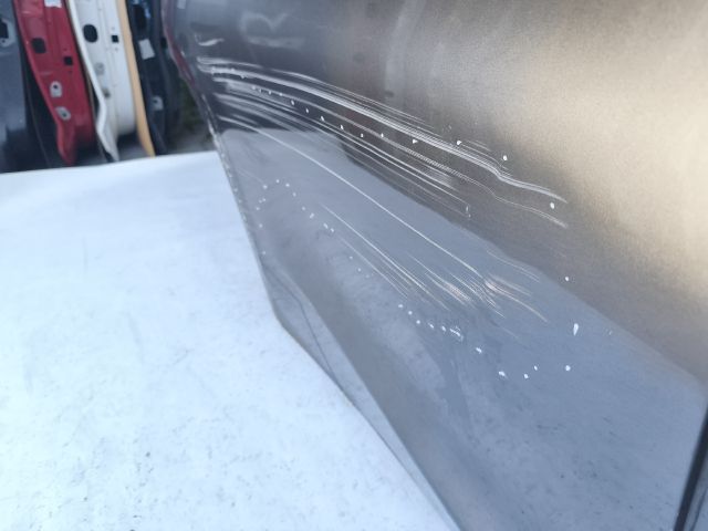 bontott INFINITI QX30 Jobb hátsó Ajtó (Üres lemez)