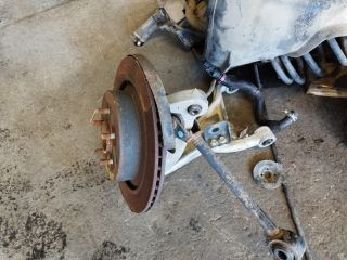 bontott INFINITI QX70 Bal hátsó Kerékagy