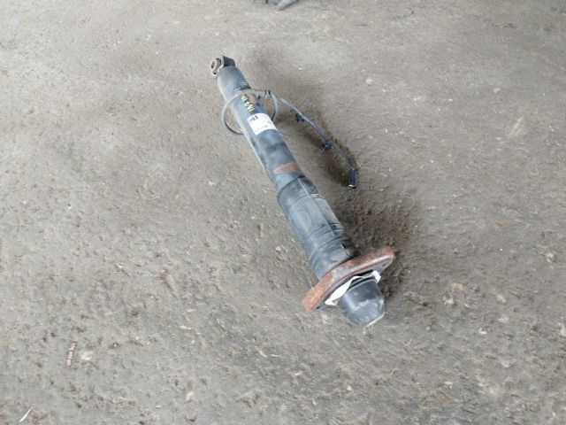 bontott INFINITI QX70 Bal hátsó Lengéscsillapító